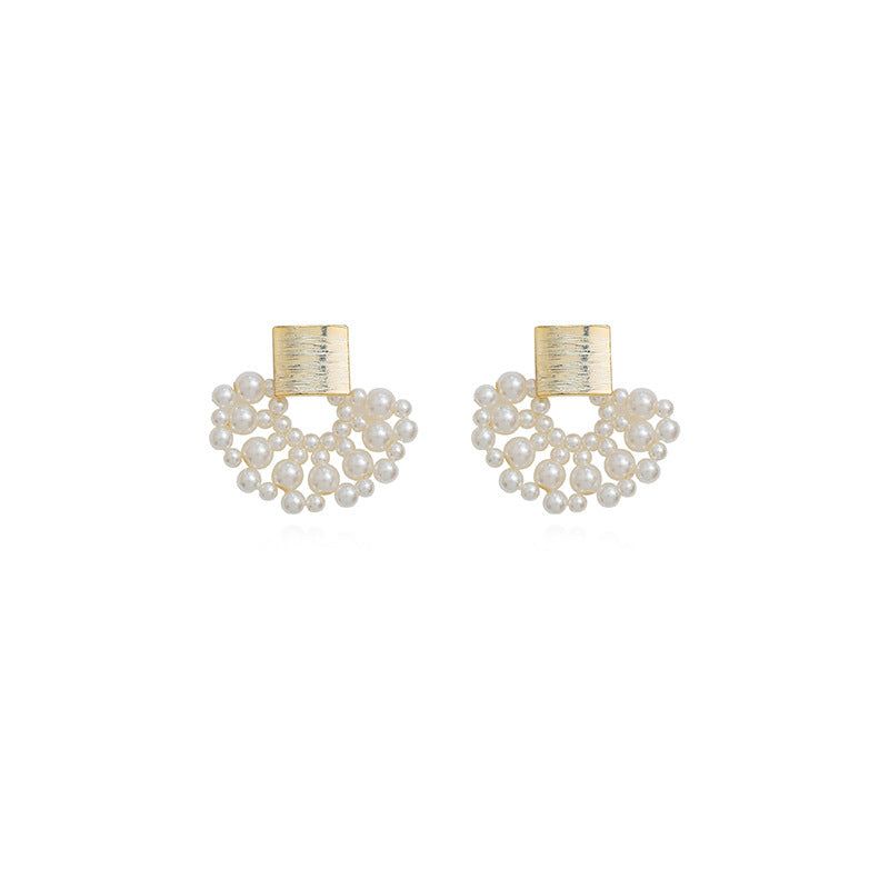 Käsintehdyt Pearl Woven Scalloped Pearl Stud Korvakorut