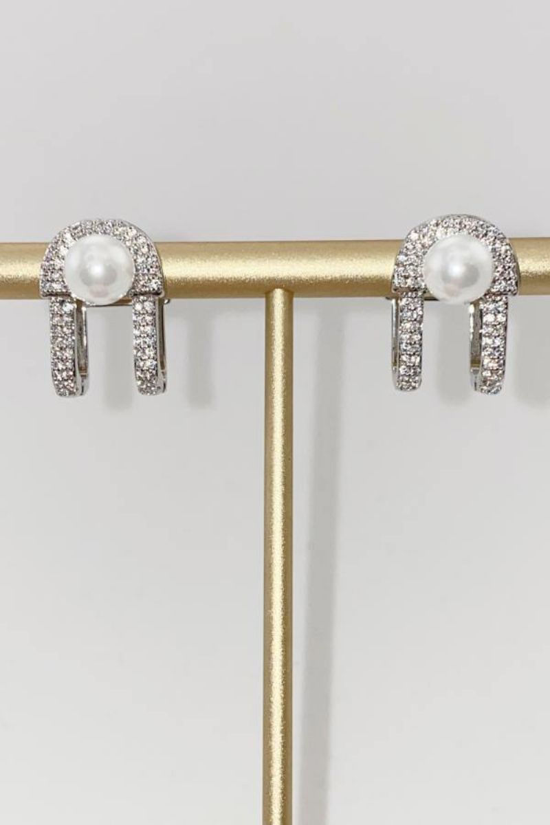 Statement Imitation Pearl Stud Korvakorut