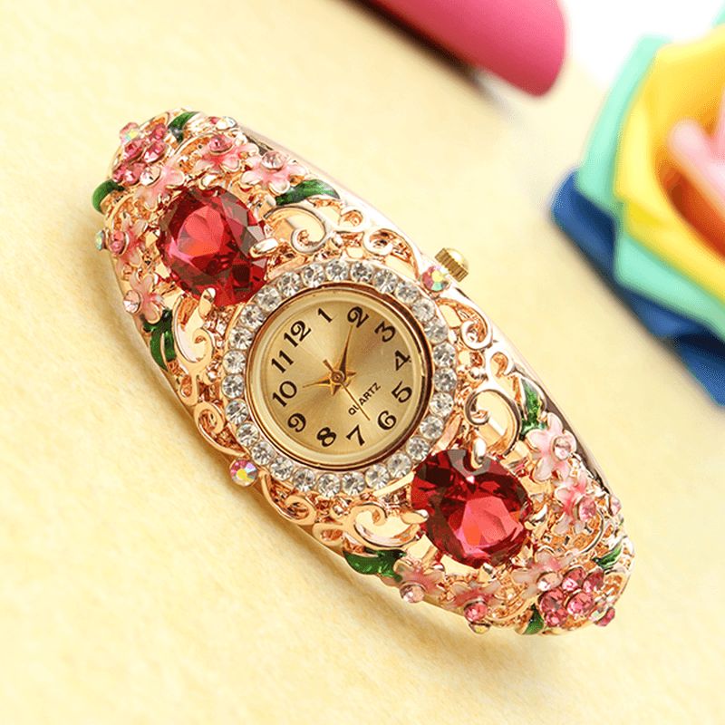 Deffrun Retro Style Naisten Rannekello Kukka Diamond Quartz Watch