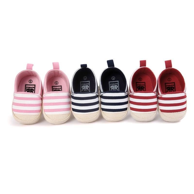 Pehmeät Baby'S Striped Cotton MoCCasins