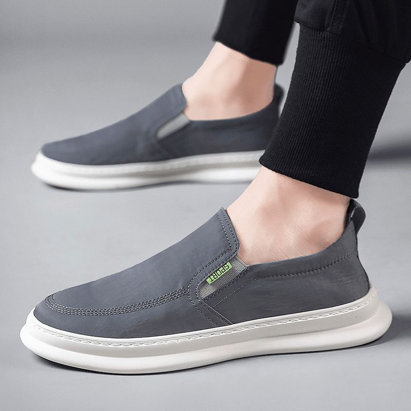 Miesten Ice Silk Cloth Kankaasta Valmistettu Hengittävä Ajokengät Slip On Skate Sneakers