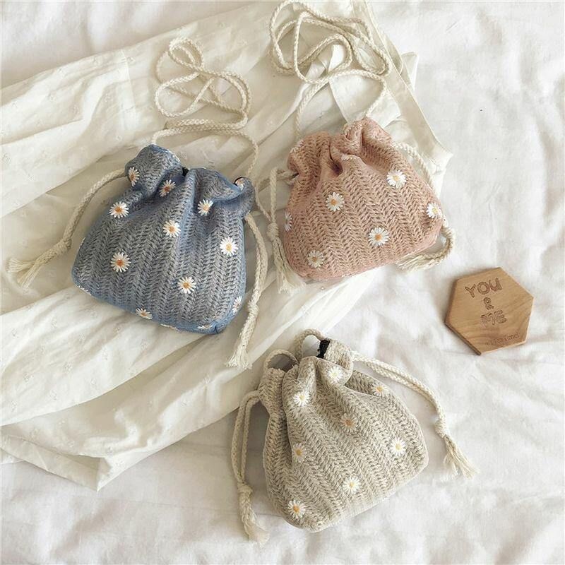 Naisten Olki Daisy Auringonkukkakuvioprintti Rento String Pitsilaukku Rantalaukku Bucket Bag Crossbody Bag Käsilaukku